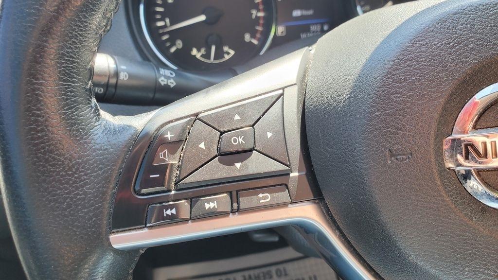 Nissan Rogue  2020