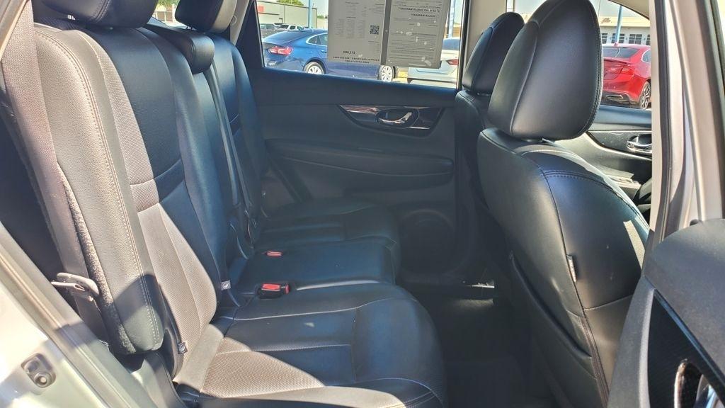 Nissan Rogue  2020