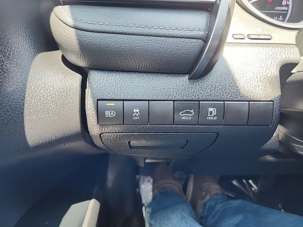 Toyota Camry  2020