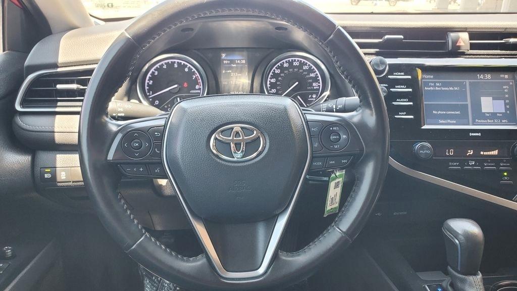Toyota Camry  2020