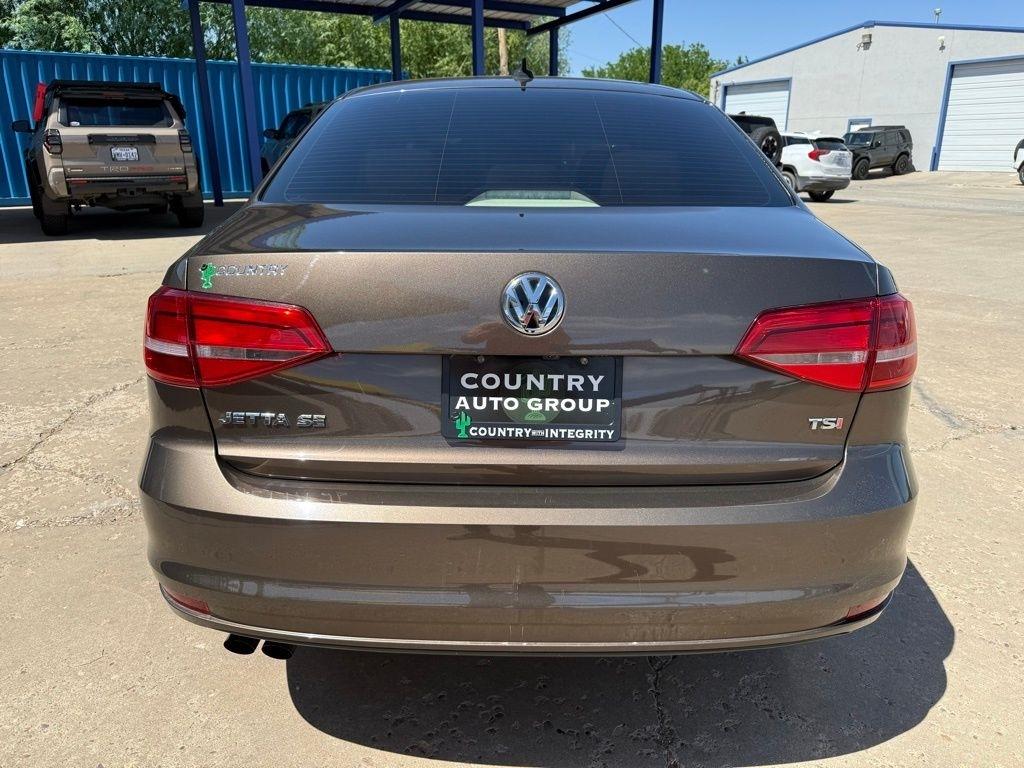 Volkswagen Jetta  2015