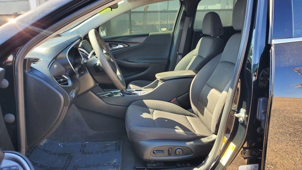 Chevrolet Malibu  2023