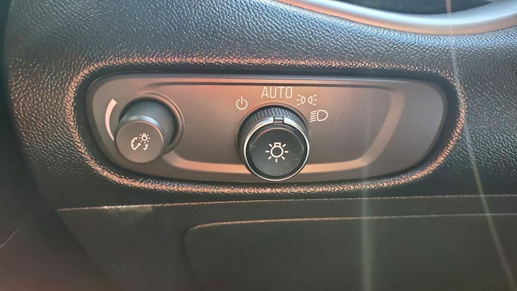 Chevrolet Malibu  2023