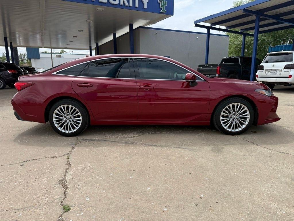 Toyota Avalon  2019