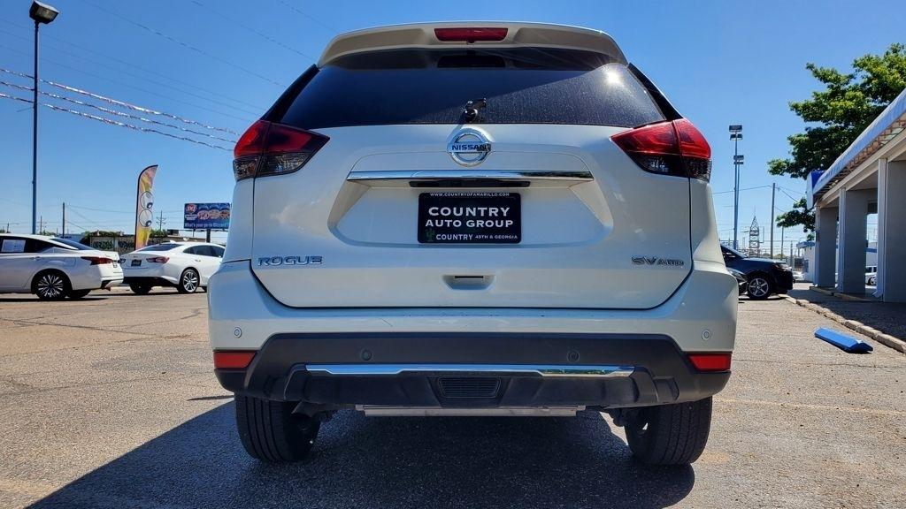 Nissan Rogue  2020