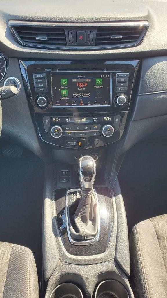 Nissan Rogue  2020