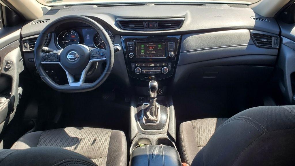 Nissan Rogue  2020