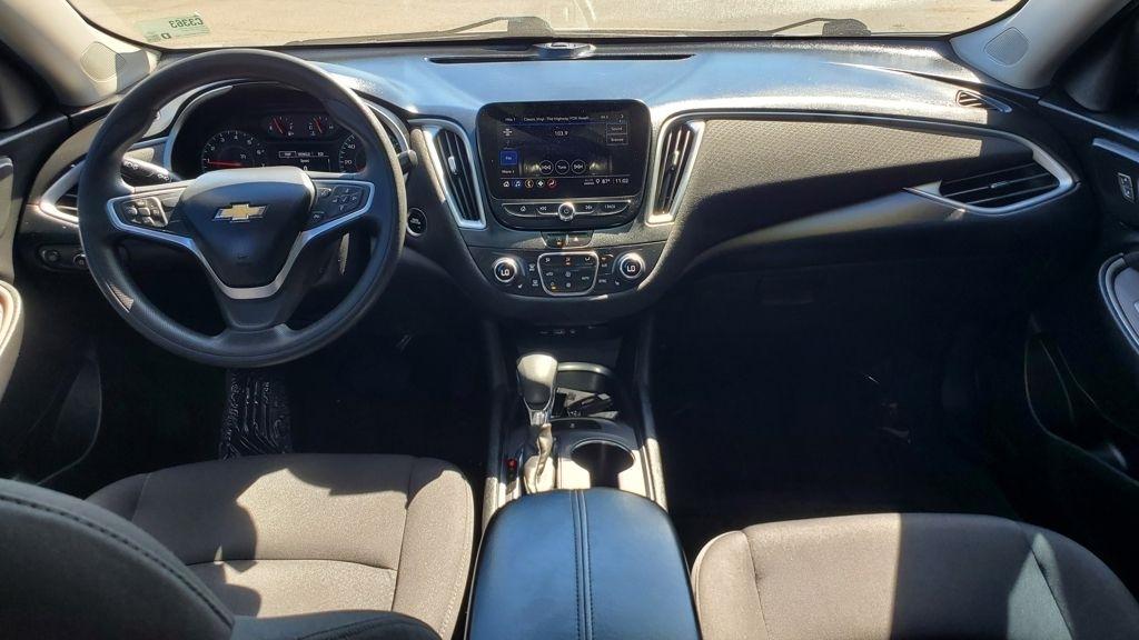 Chevrolet Malibu  2022