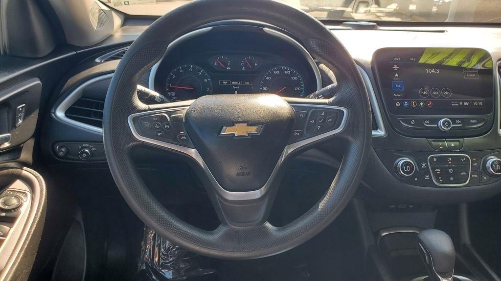 Chevrolet Malibu  2023