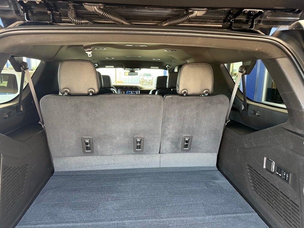 GMC Yukon XL  2021