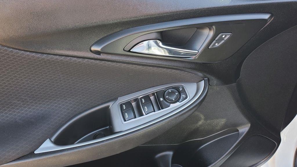 Chevrolet Malibu  2023