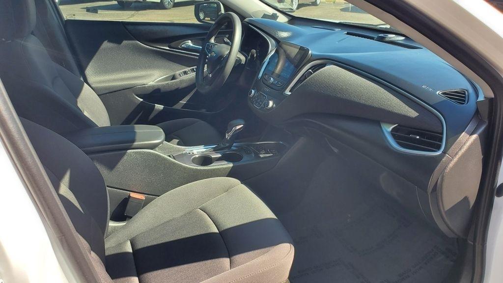 Chevrolet Malibu  2023