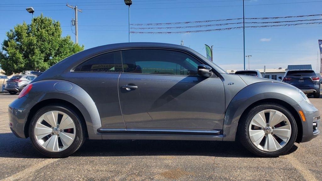 Volkswagen Beetle  2014