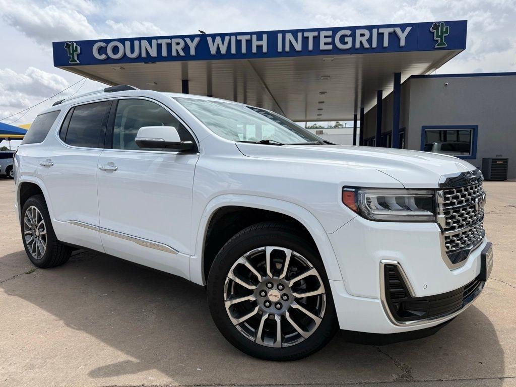 2023 GMC Acadia Denali