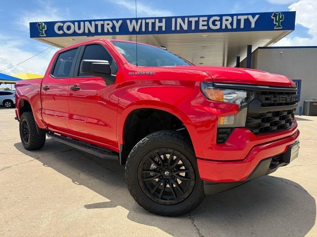 2025 Chevrolet Silverado 1500 Custom