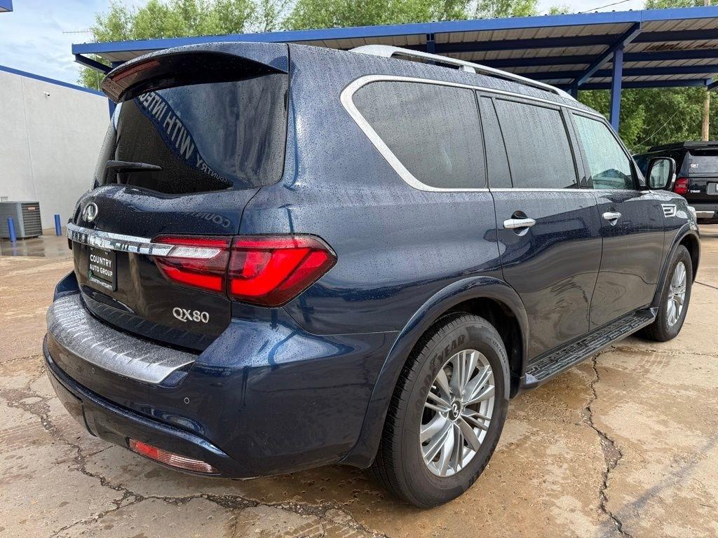 Infiniti QX80  2022