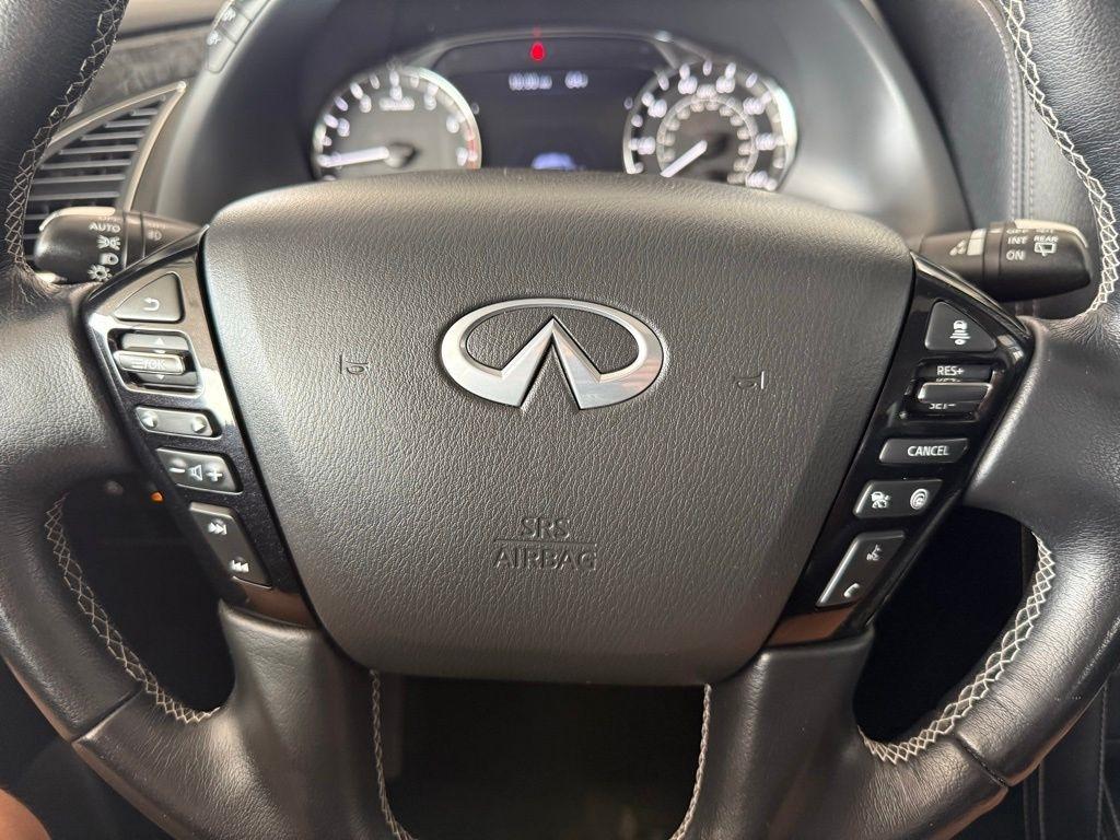 Infiniti QX80  2022