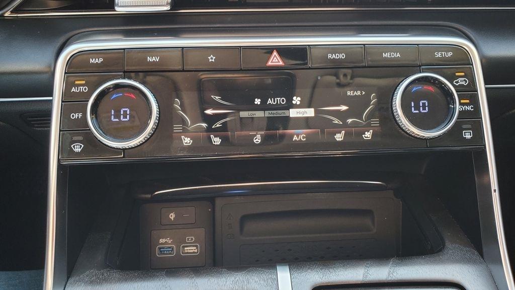Genesis GV80  2021