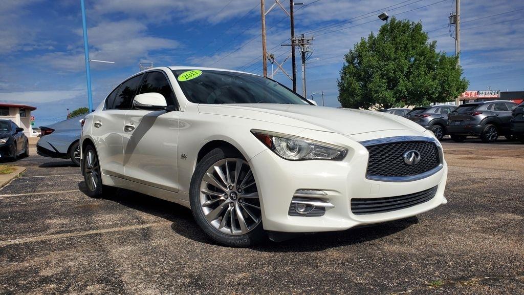 Infiniti Q50  2017