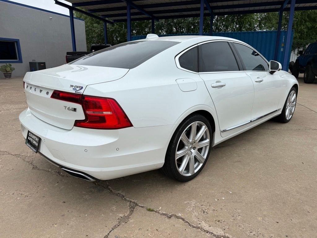 Volvo S90  2017