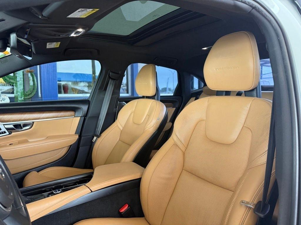 Volvo S90  2017
