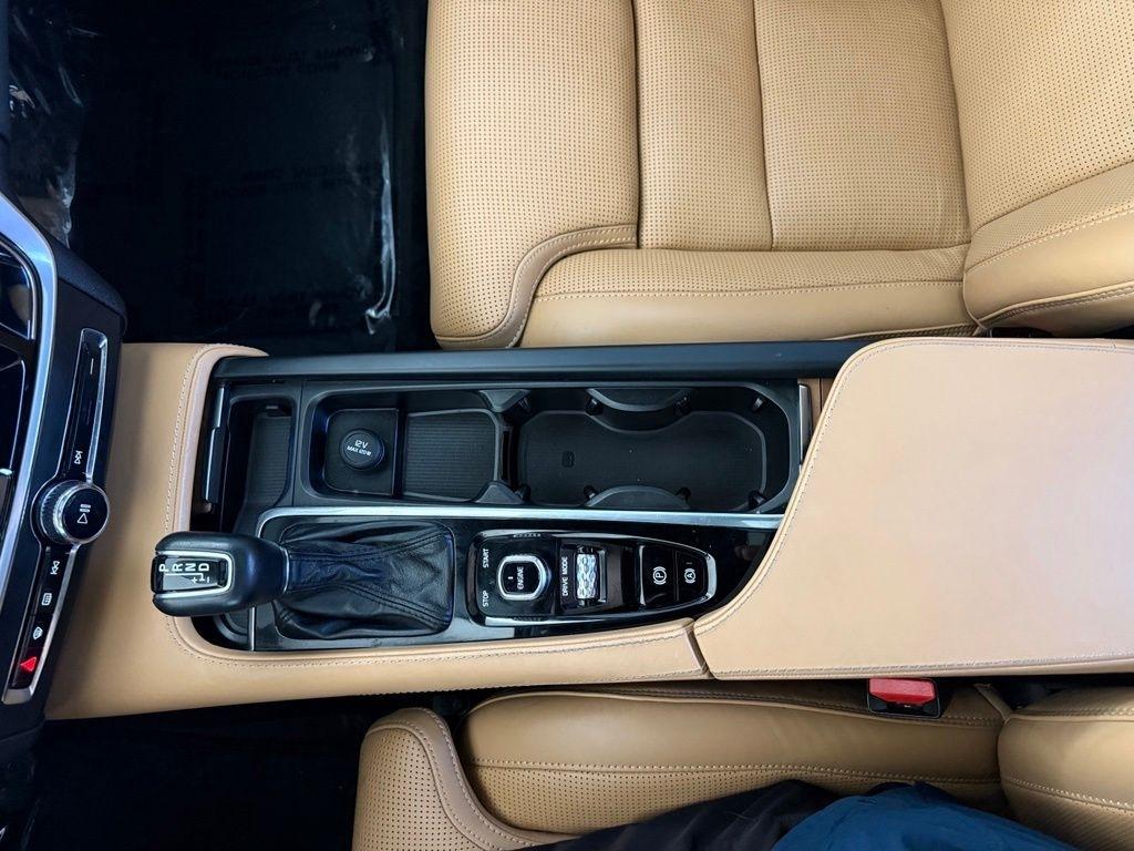 Volvo S90  2017