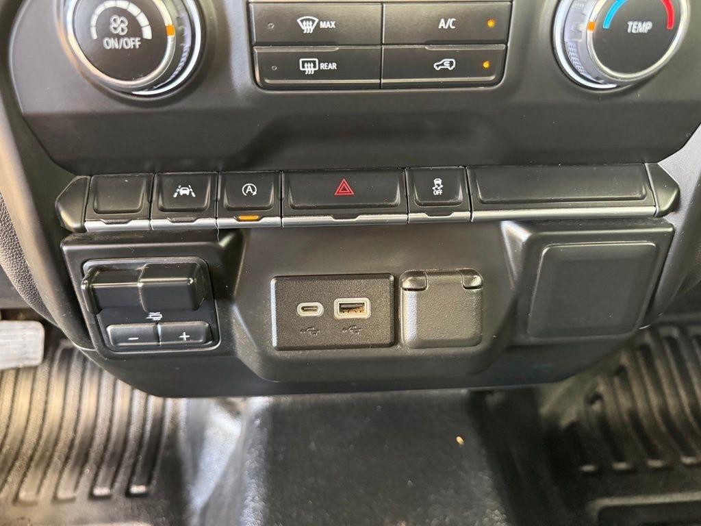 Chevrolet Silverado 1500  2023