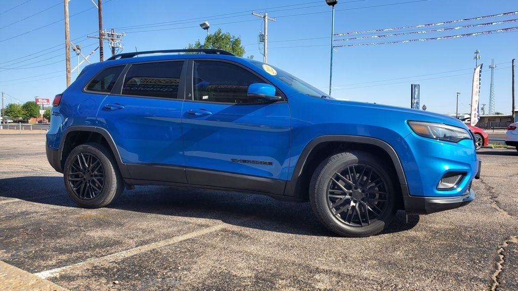 Jeep Cherokee  2021