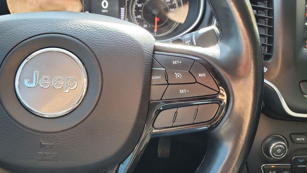 Jeep Cherokee  2021