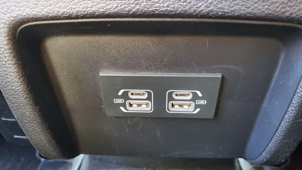 Jeep Cherokee  2021