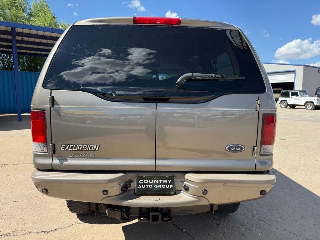 Ford Excursion  2003