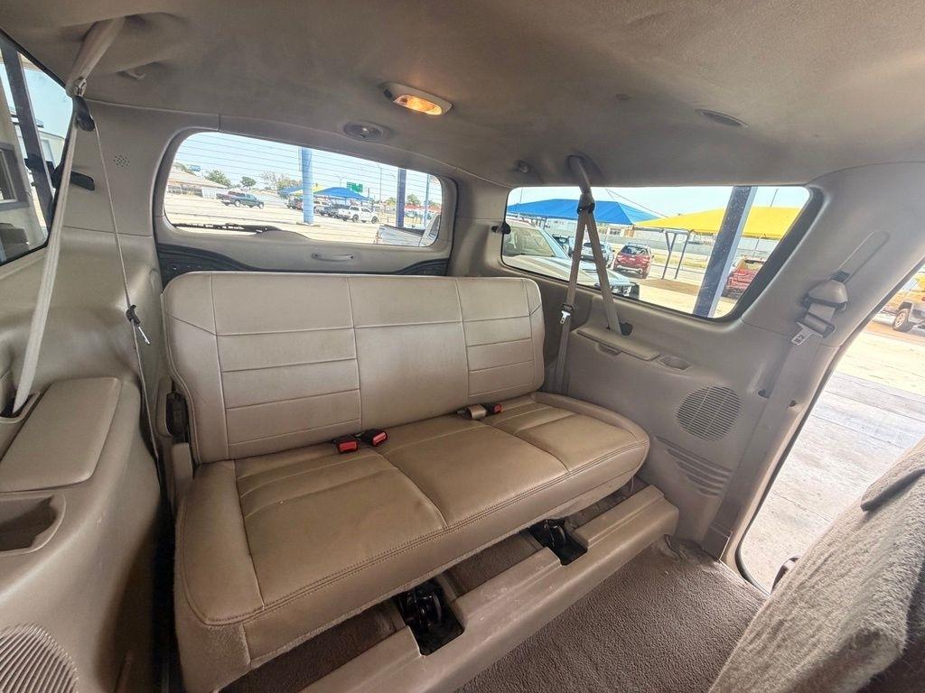 Ford Excursion  2003