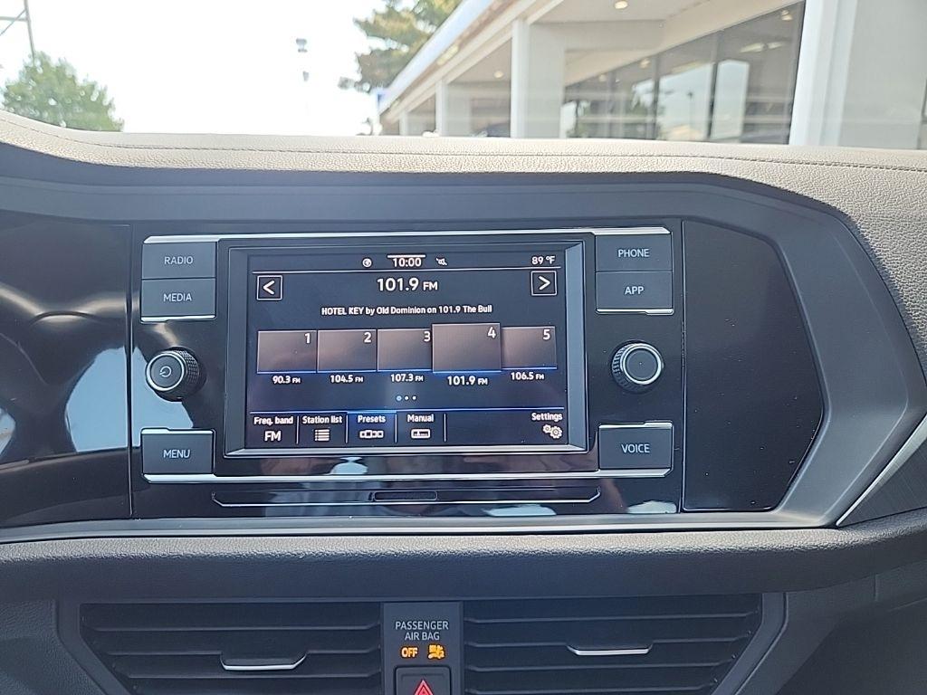 Volkswagen Jetta  2024