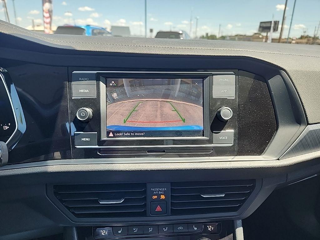 Volkswagen Jetta  2024
