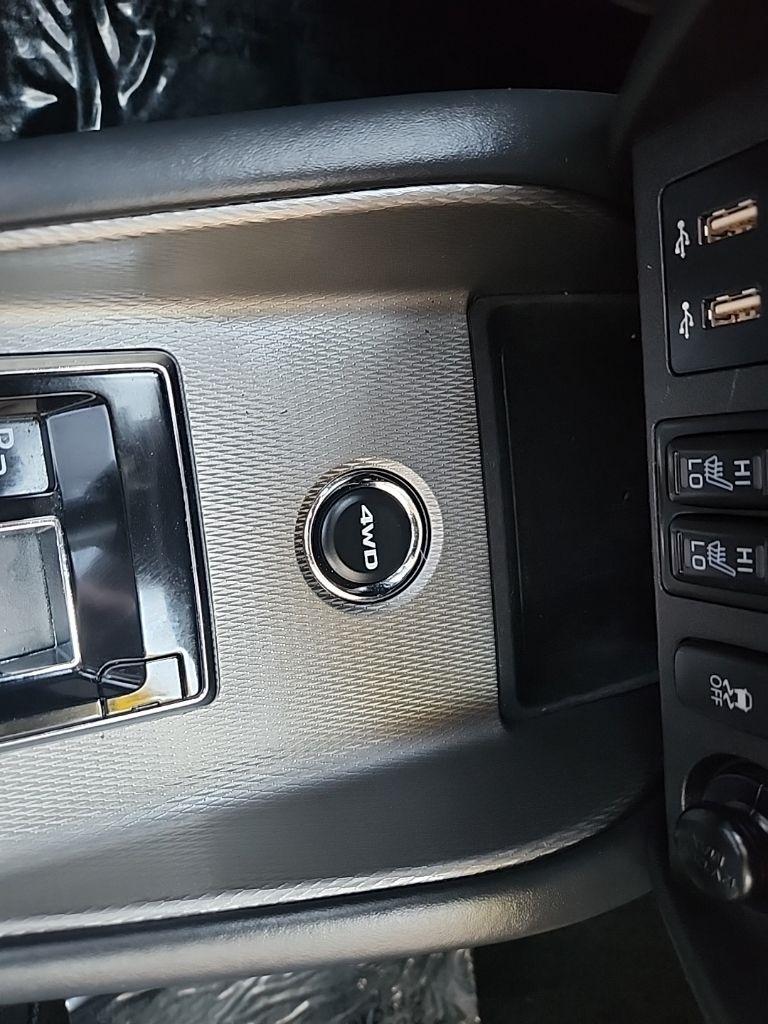 Mitsubishi Outlander Sport  2025