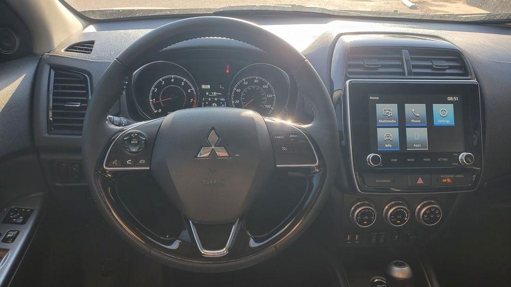 Mitsubishi Outlander Sport  2025