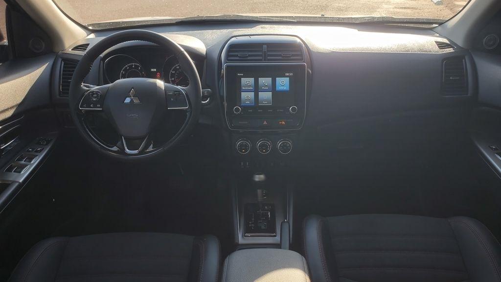 Mitsubishi Outlander Sport  2025