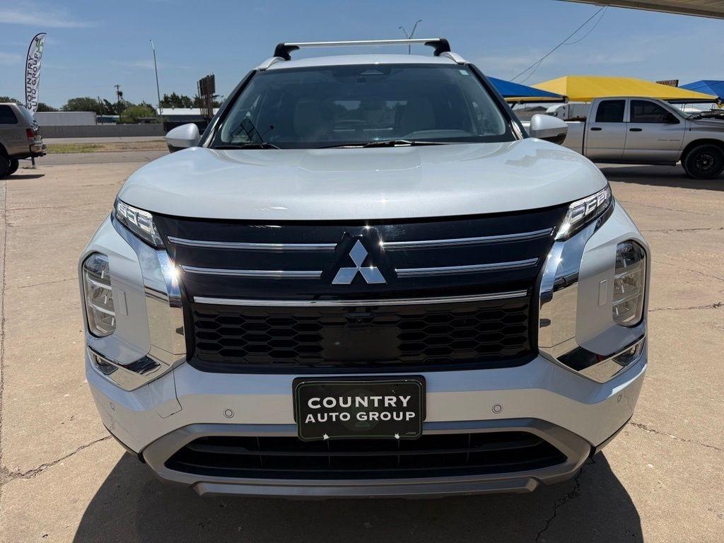 Mitsubishi Outlander  2025