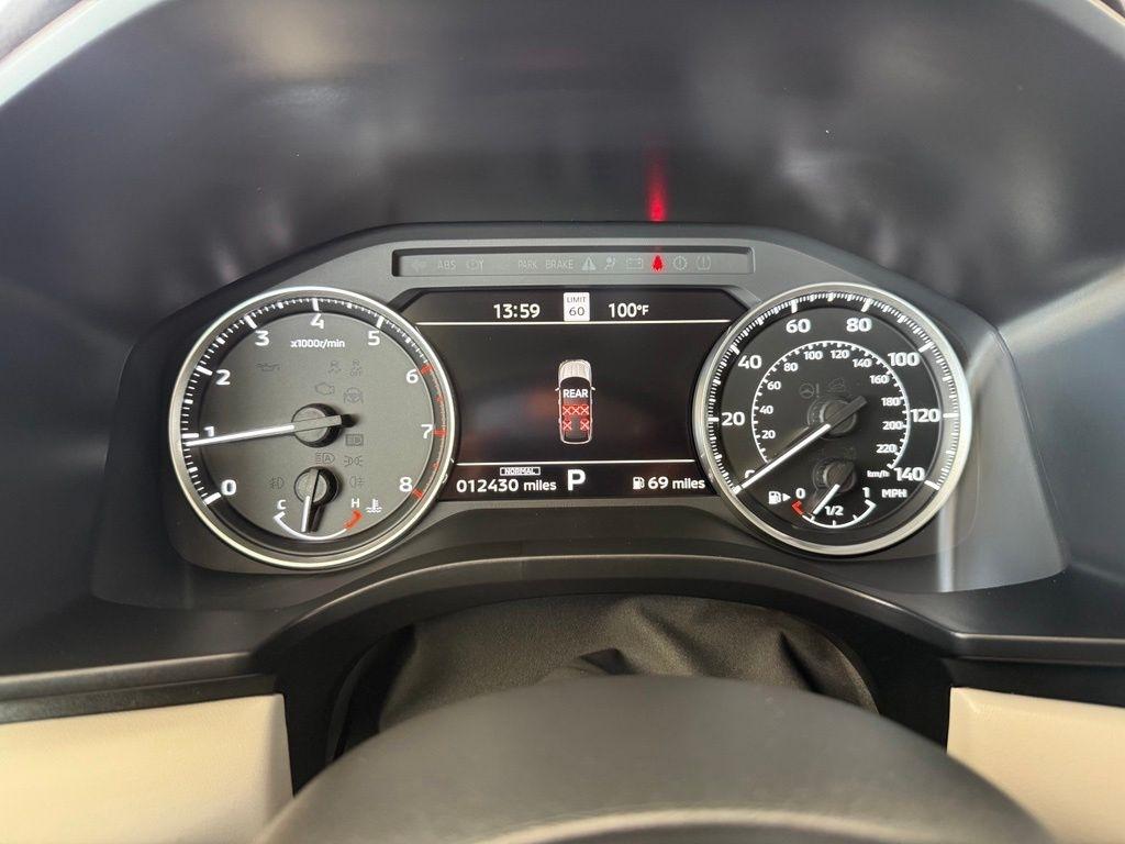 Mitsubishi Outlander  2025