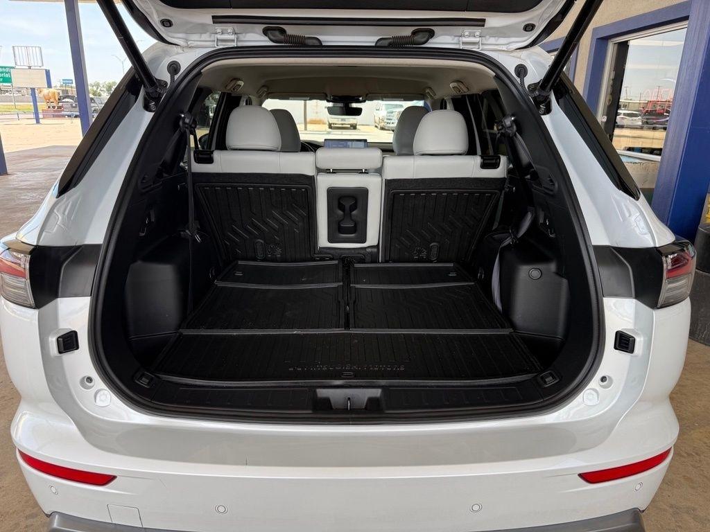 Mitsubishi Outlander  2025