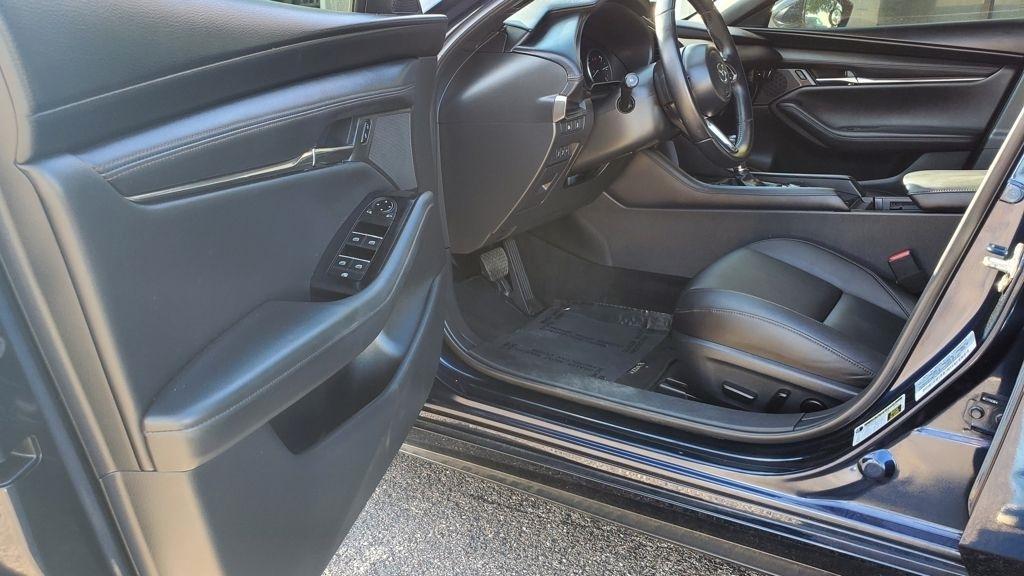 Mazda MAZDA3  2025