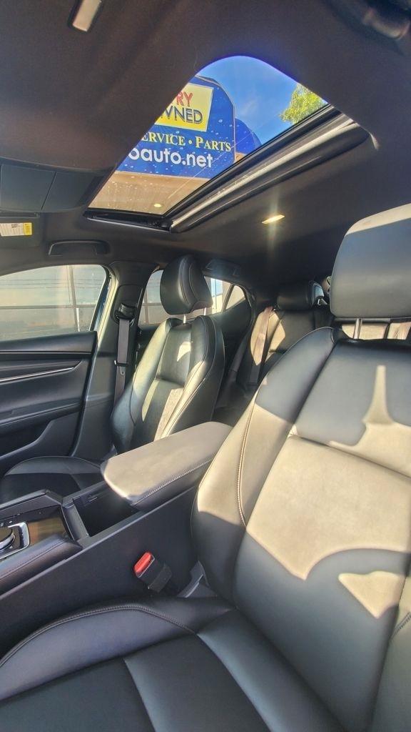 Mazda MAZDA3  2025