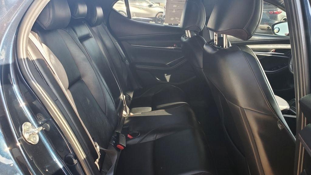 Mazda MAZDA3  2025