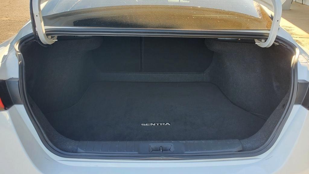 Nissan Sentra  2024
