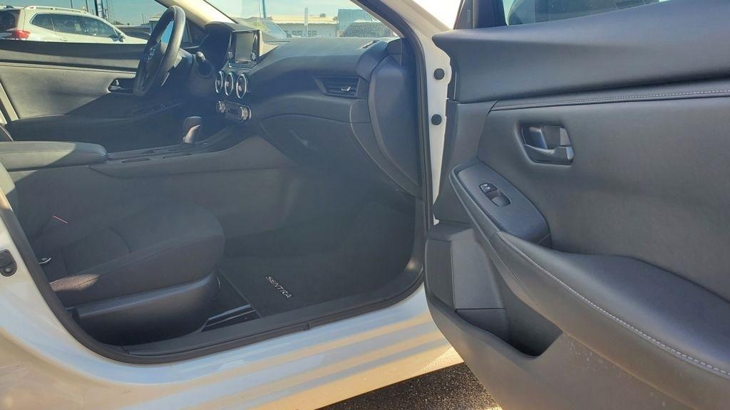 Nissan Sentra  2024