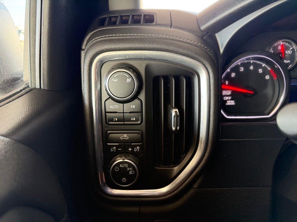 2019 Chevrolet Silverado 1500 LT - Photo 14