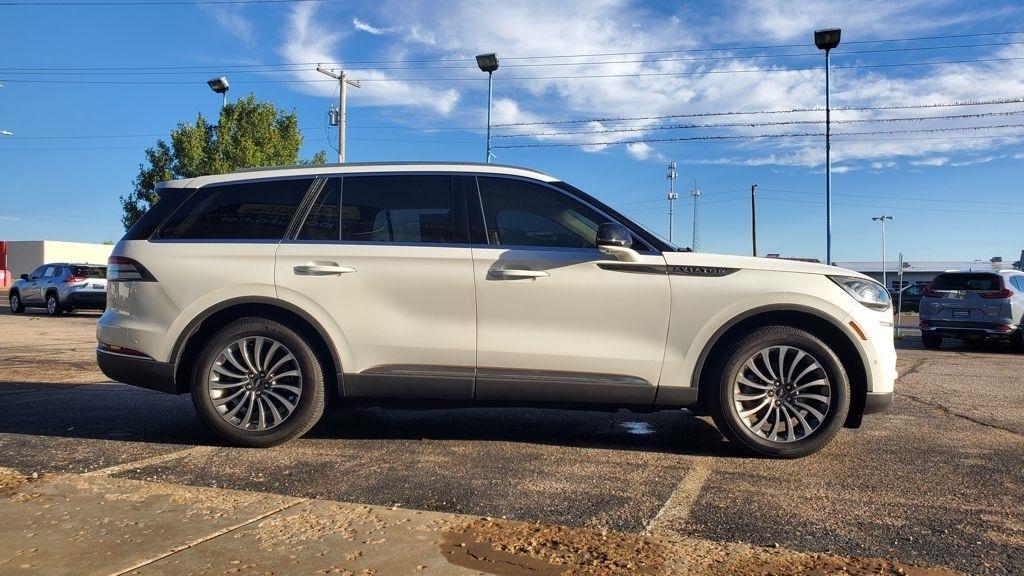 Lincoln Aviator  2020