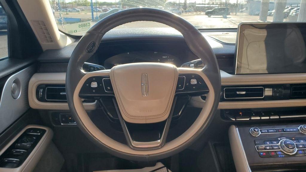 Lincoln Aviator  2020