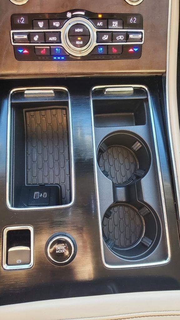 Lincoln Aviator  2020