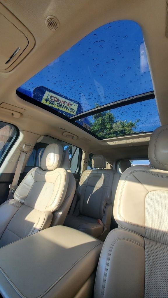 Lincoln Aviator  2020